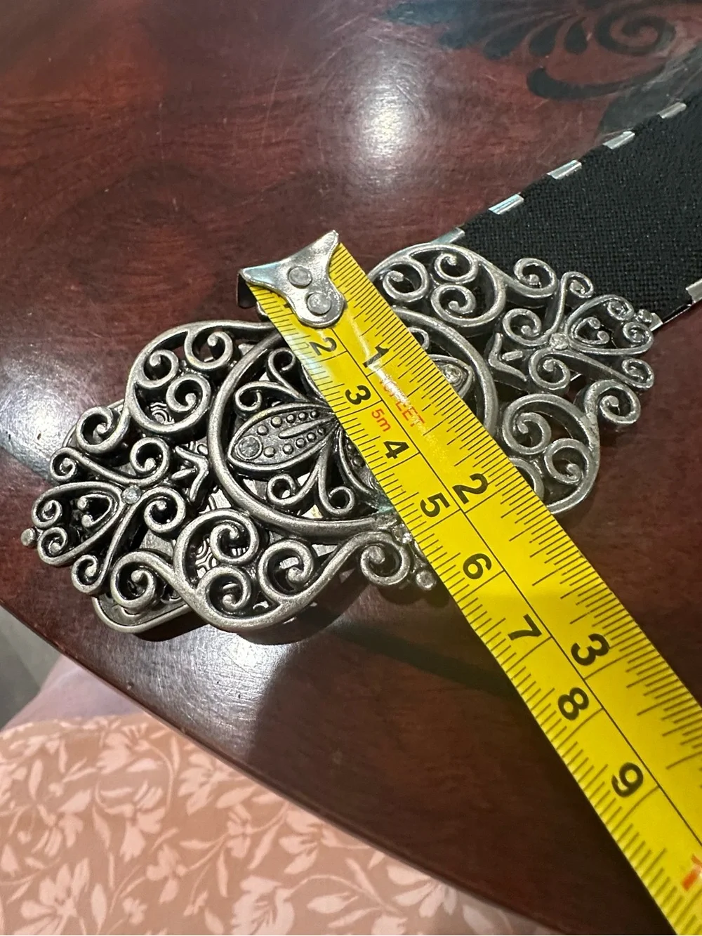 Gorgeous!♥️ Ladies Buckle Metal Plate Swirl Design Belt fits 37” to 46” XL ♥️